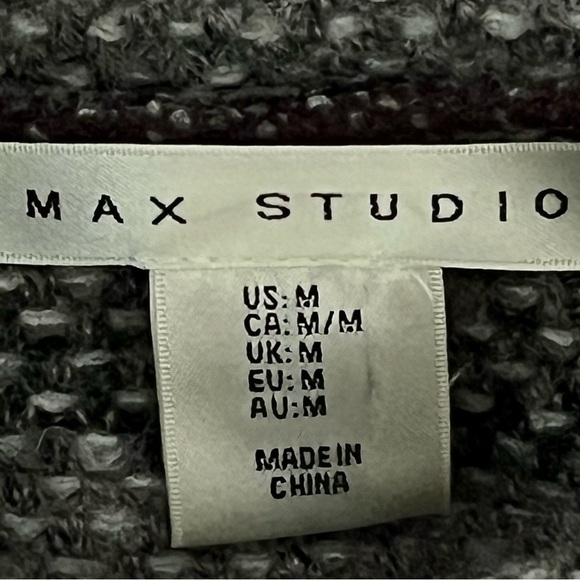 Max Studio Cozy Gray Purple
Variegated Soft Stripe Pullover cowlneck Sweater - Picture 3 of 8